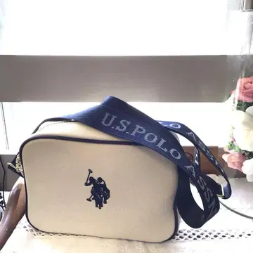 U.S. Polo Assn. 숄더백 아이보리 캔버스 새상품급
