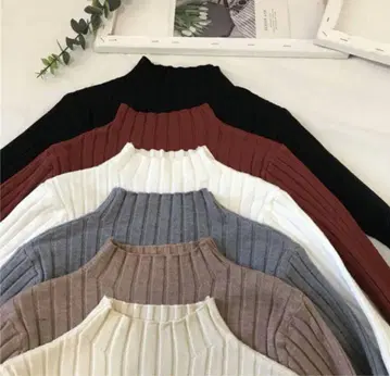 블랙, 그레이, 화이트 리브 하이넥 니트