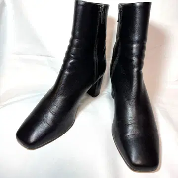 [새상품급] 다이애나 스퀘어토 사이드 지퍼 숏부츠 가죽 25cm