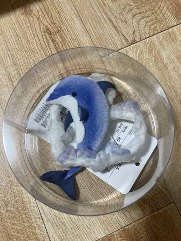 핑크하우스 돌고래 코사지
