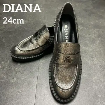[ 미사용급 ] 완판템 DIANA 다이애나 통굽 로퍼 24