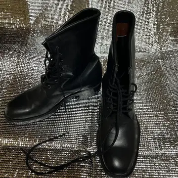 BARNEYS NEW YORK 바니스뉴욕 워크 부츠 가죽