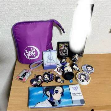 귀멸의 칼날 시노부 피규어 굿즈 세트