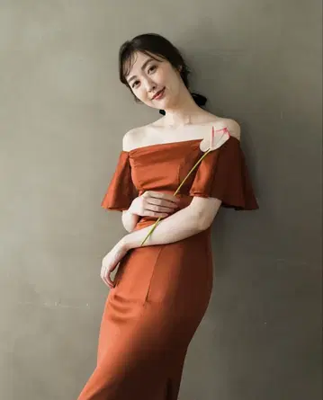 오프숄더 롱 드레스 테라코타