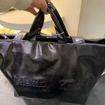 마뗑킴 블랙 가죽 토트백