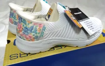 SKECHERS Hands Free 슬립온 화이트/멀티 컬러