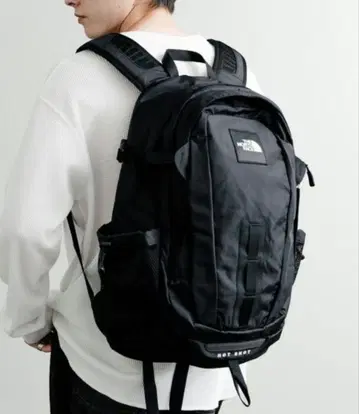 THE NORTH FACE 블랙 백팩