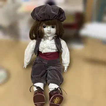 Giraud 인형 그레이 의류 브라운 헤어