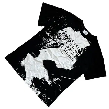 J&Y JINGYIFUSHI 프린트 로고 T셔츠