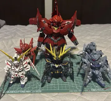 BB전사 건담 UC 프라모델 세트