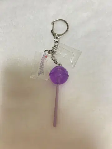 ILLIT 원희 키링