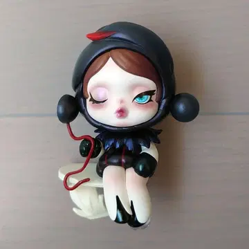 POP MART SKULLPANDA 스컬팬더 The Duality