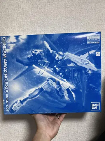 MG 1/100 건담 아메이징 엑시아