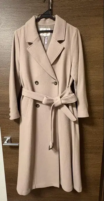 Rirandture 더블 버튼 코트
