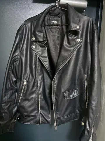 ZARA 블랙 더블 라이더 자켓