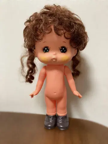 컬 헤어 인형
