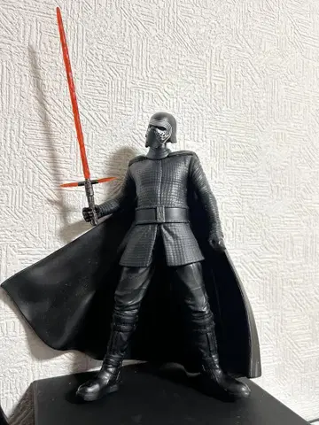 카일로 렌 피규어