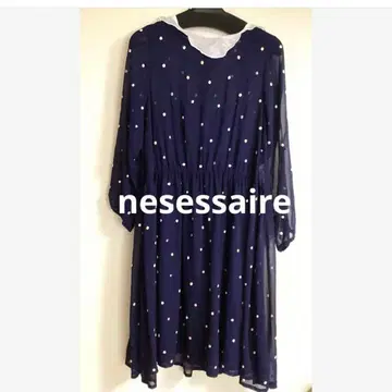 한 번 착용 네세세아 원피스 도트 자수 nesessaire