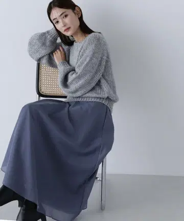 [ 새상품급 ] 내추럴 뷰티 베이직*시어 볼륨 플레어 스커트