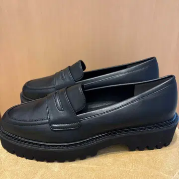 매킨토시 필로소피 새상품 통굽 로퍼 23.5cm