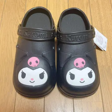 택 포함 새상품 쿠로미 샌들 M 사이즈