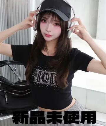 Darich 새상품 샤이니 DD 로고 컴팩트 T셔츠