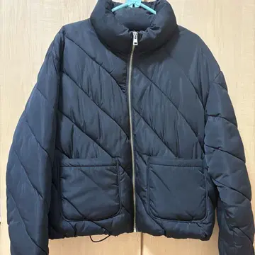 ZARA 블랙 다운 자켓 S