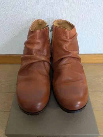 PADRONE 브라운 가죽 주름 가공 사이드 지퍼 부츠 41