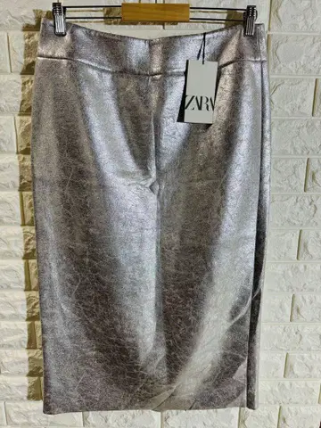 미사용 새상품 ZARA 자라 롱 스커트 실버 슬릿 L