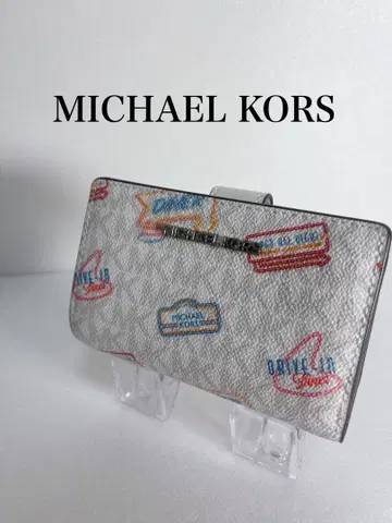 MICHAEL KORS 2단 컴팩트 지갑 시그니처 화이트