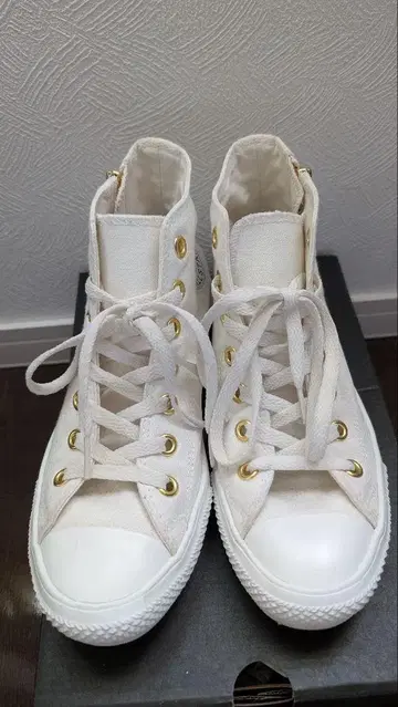 CONVERSE ALL STAR 화이트 스니커즈 지퍼