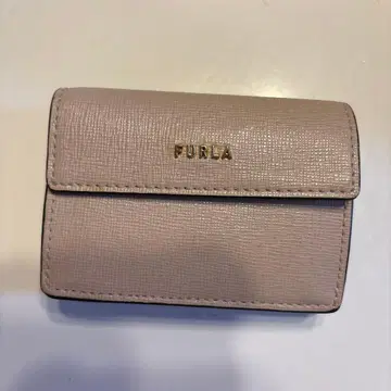 FURLA 베이지 3단 폴더형 지갑