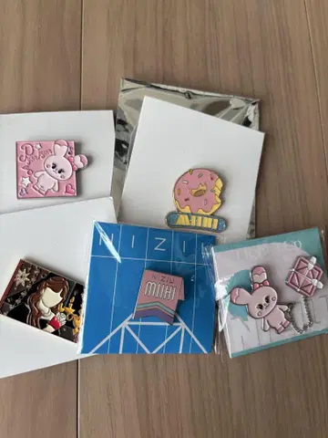 NiziU 미이히 핀 배지