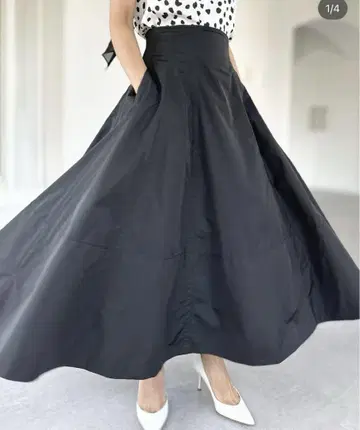 SHE 도쿄 메건 블랙 사이즈 36