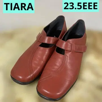 TIARA 레드 스트랩 가죽 로퍼