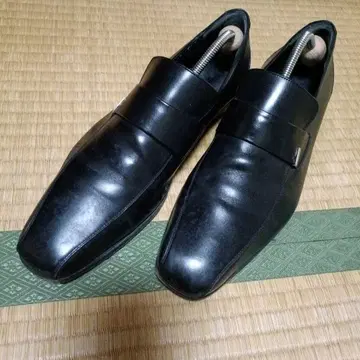 블랙 슬립온 로퍼