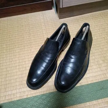 블랙 가죽 로퍼