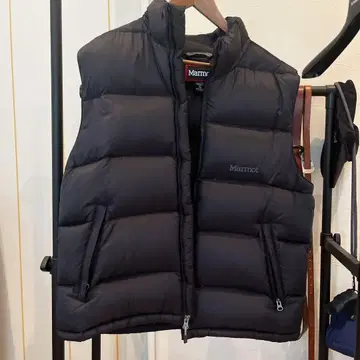 Marmot 블랙 다운 베스트