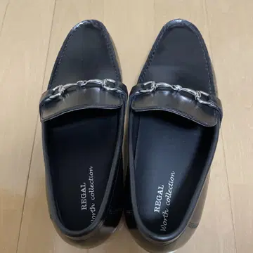 REGAL 블랙 로퍼 체인 장식