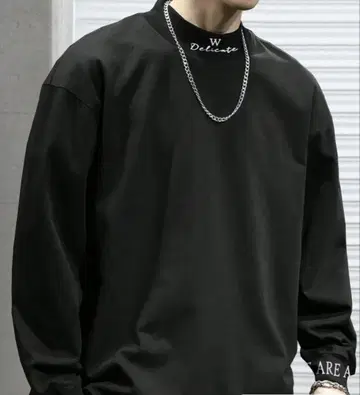 Manfinity Homme 남성용 모크넥 긴팔 티셔츠 블랙