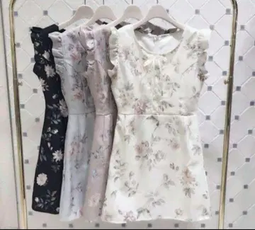 evelyn 꽃무늬 레이스업 OP 원피스 화이트