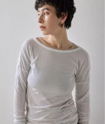 새상품 이번 시즌 Whim Gazette 시어 골지 롱T셔츠