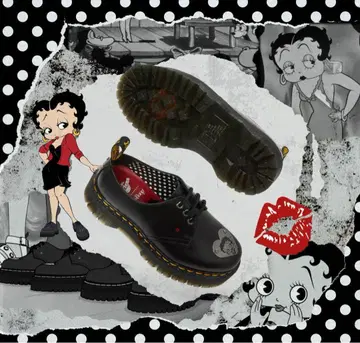 Betty Boop x Dr.Martens 콜라보 통굽 신발