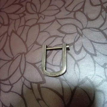 BMW 실버 U자형 키링