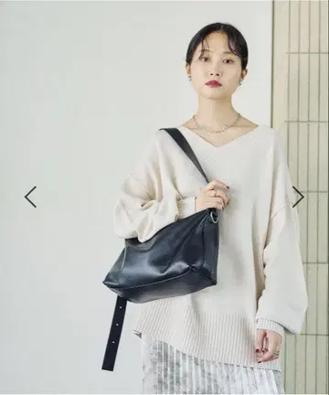 새상품 인조 가죽 스퀘어 숄더 LEPSIM 렙심