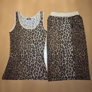 D&G 레오파드 무늬 셋업 탱크탑 미들 기장 스커트