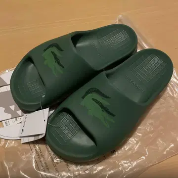 라코스테 통굽 샌들