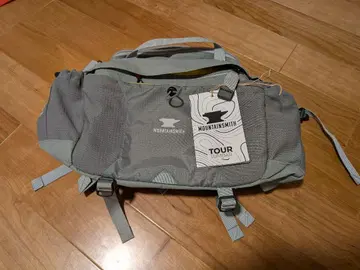MOUNTAINSMITH TOUR 바디백 그레이