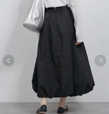 [ 새상품급 ] 로페피크닉 벌룬 개더 스커트