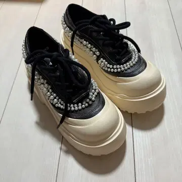 CHRISLV 크리스엘비 24cm 펄 통굽 신발
